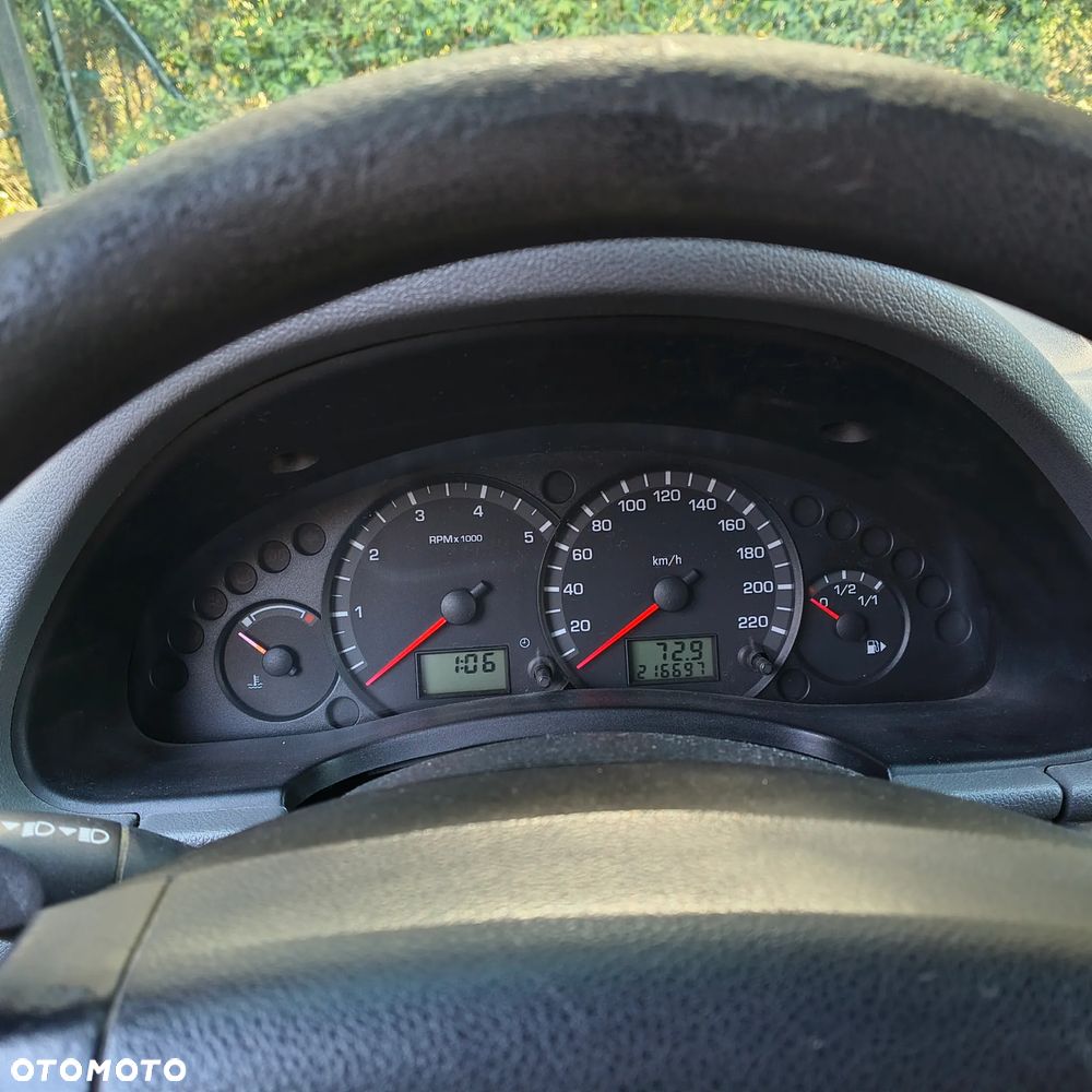 Ford Transit Connect - 13