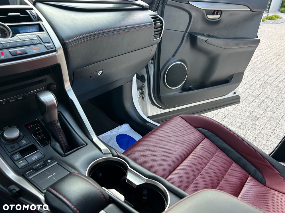 Lexus NX 200t F Sport AWD - 26
