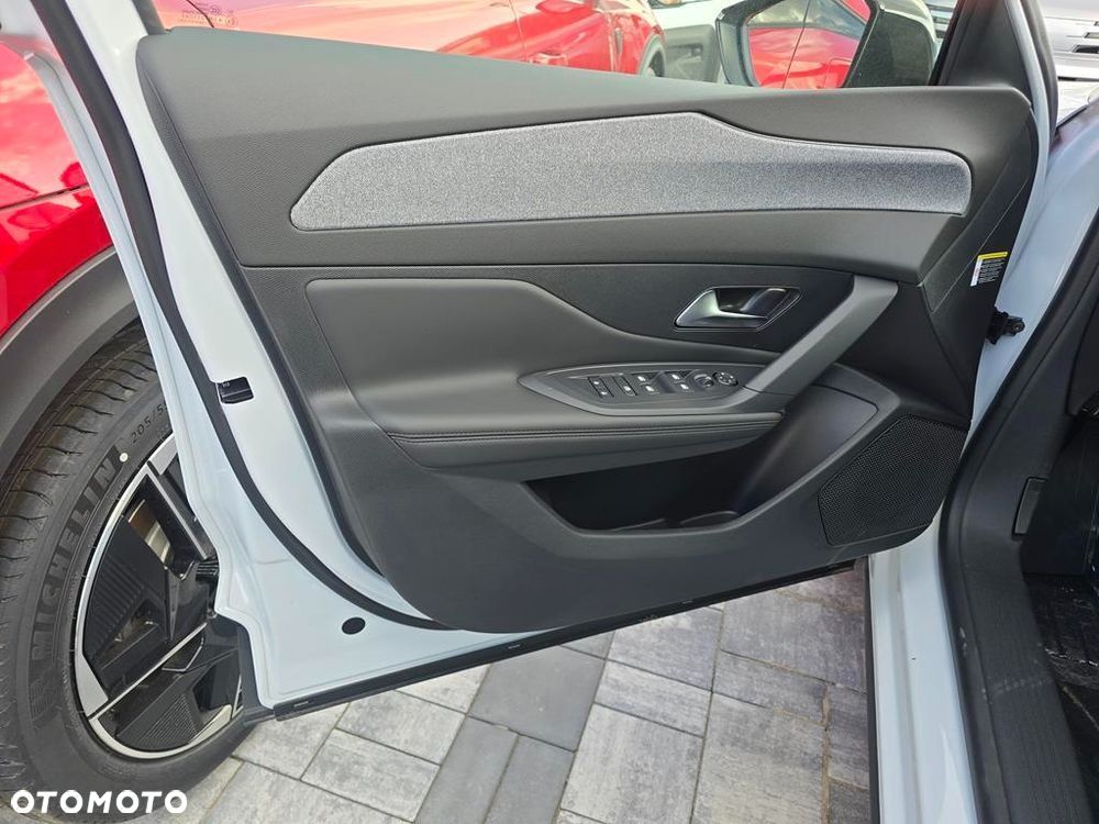 Peugeot 408 1.2 PureTech mHEV Allure S&S e-DSC6 - 10