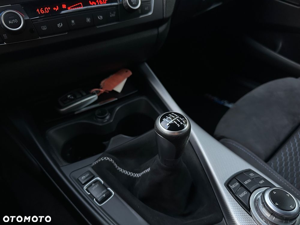 BMW Seria 1 125d - 23