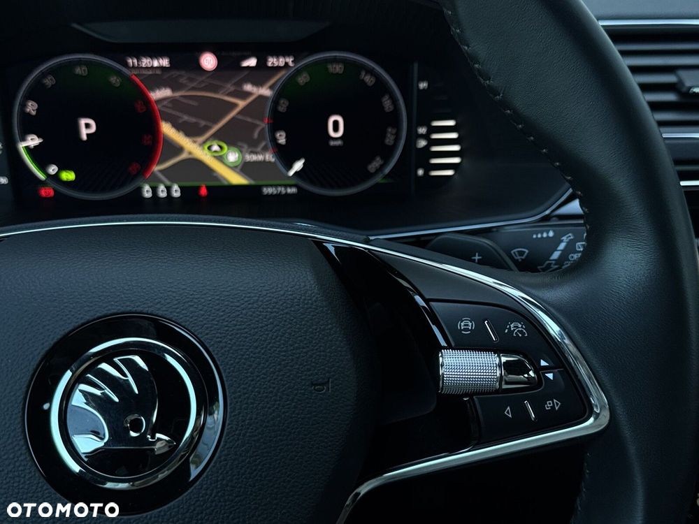 Skoda Superb 2.0 TDI SCR L&K DSG - 21