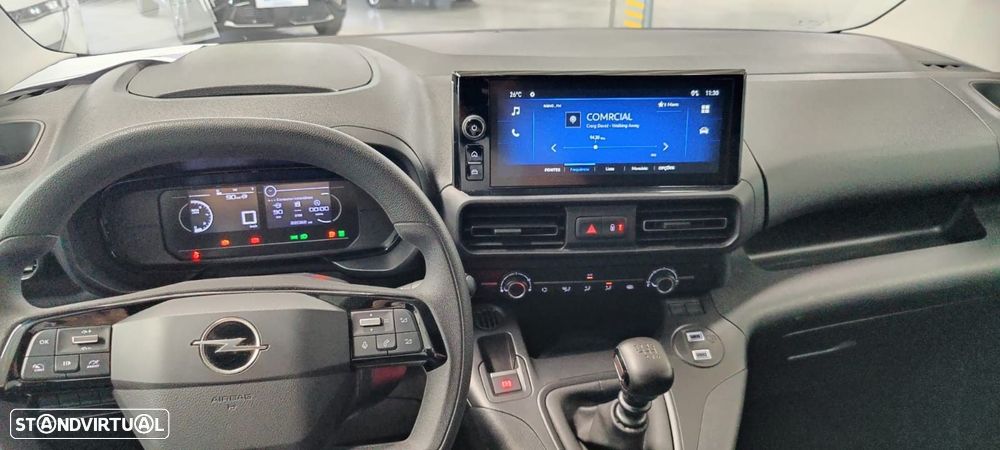 Peugeot 3008 1.6 Hybrid GT e-EAT8 - 11