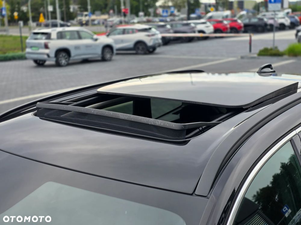 Volvo XC 60 B4 B Momentum Pro - 29