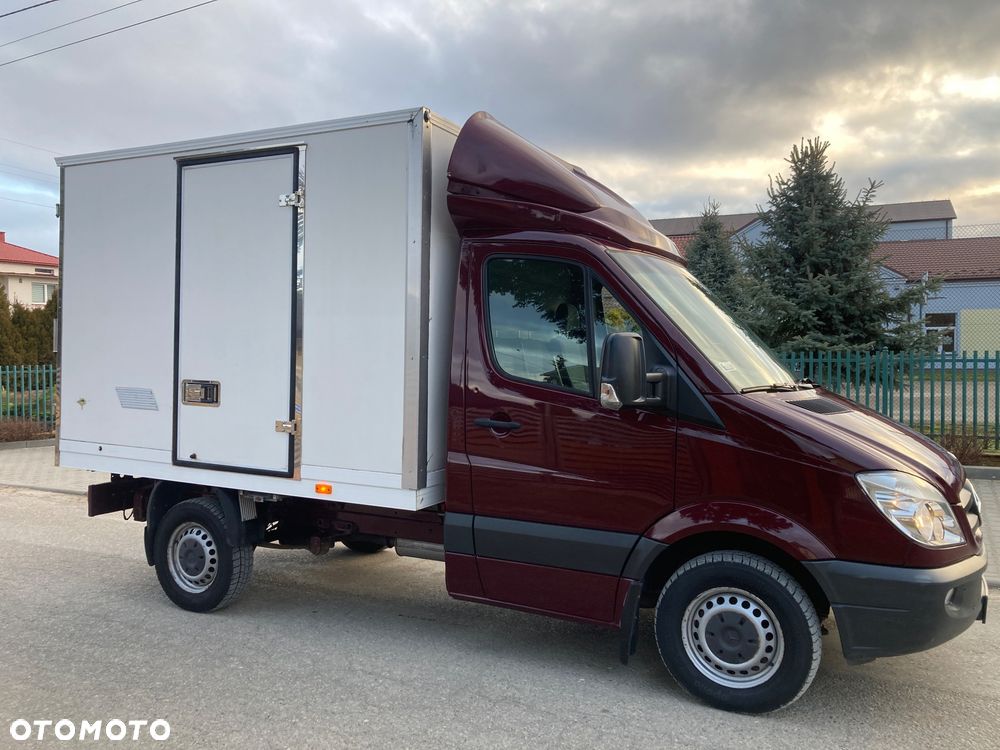Mercedes-Benz Sprinter - 21