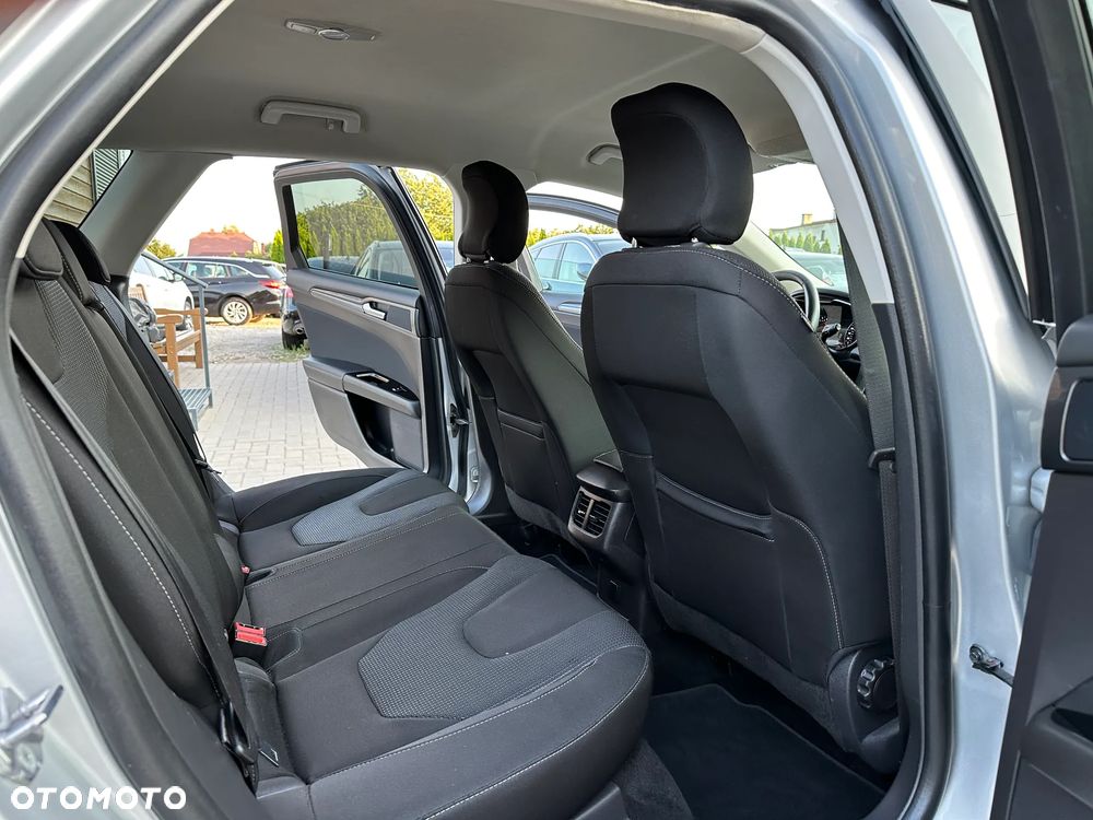 Ford Mondeo - 24