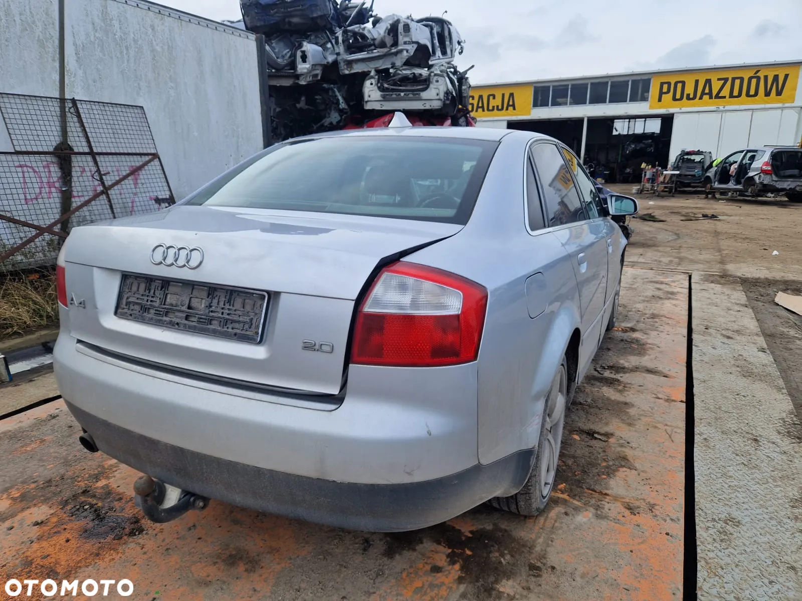 Audi A4 B6 2000-2004 Silnik 2.0 ALT 130KM/96kW LA7W na części drzwi maska klapa - 2