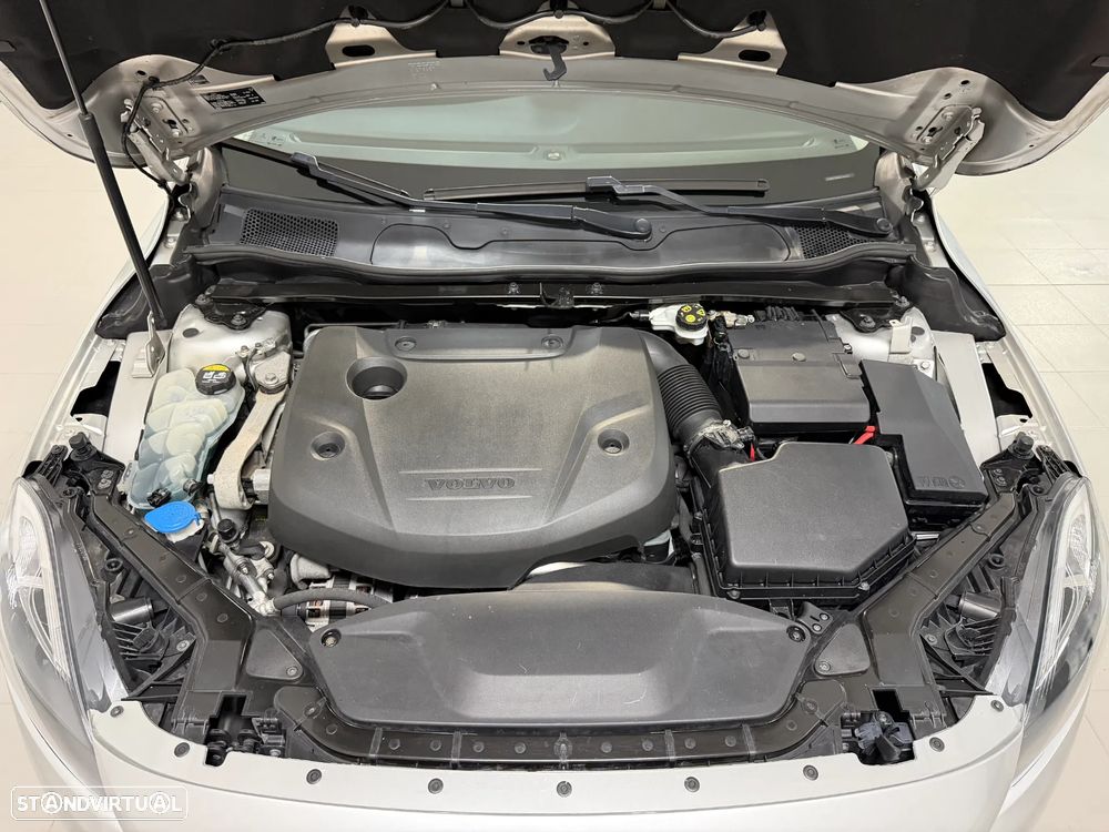 Volvo V40 D2 Geartronic Momentum - 10