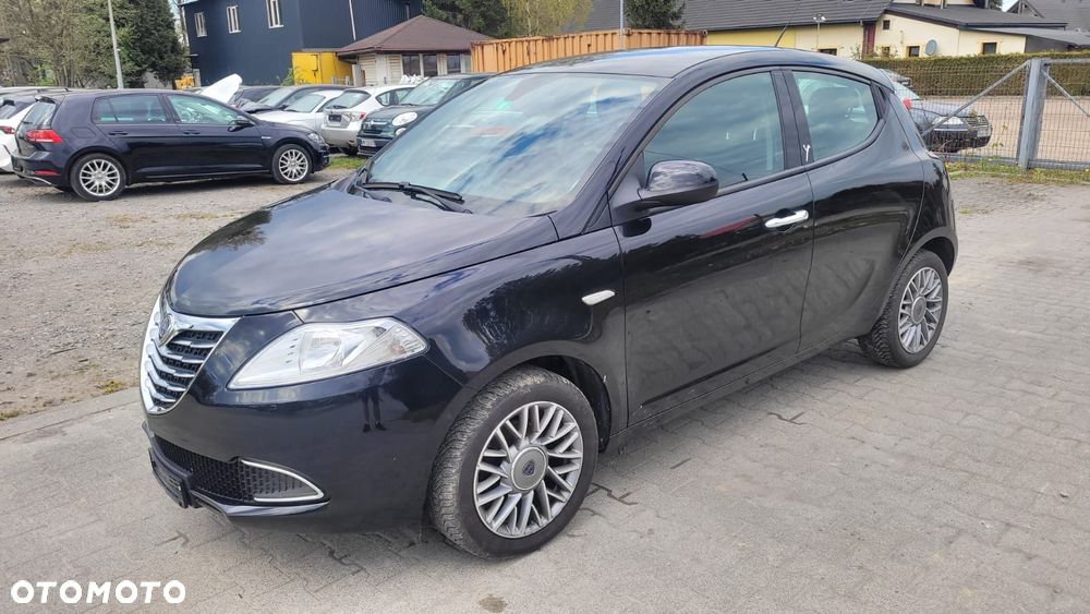 Lancia Ypsilon Y 1.2 8v Platinum - 2