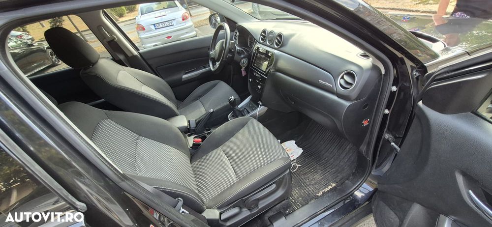 Suzuki Vitara - 7