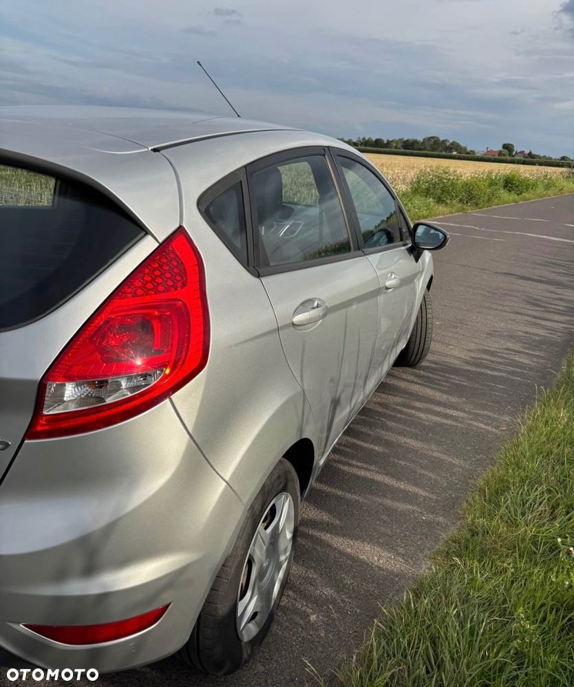Ford Fiesta 1.25 Ambiente - 4