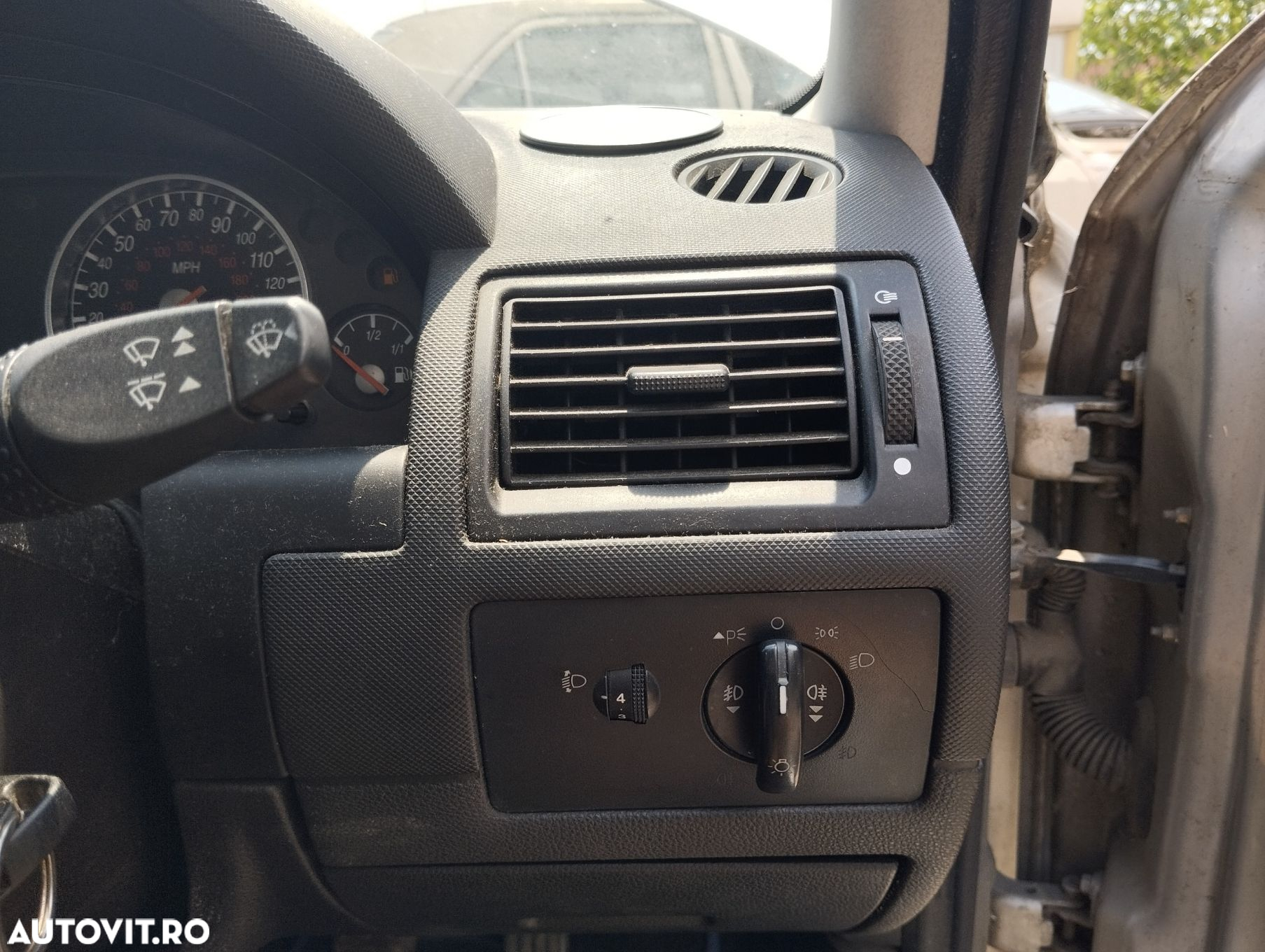 Dezmembrari  Ford MONDEO Mk 3  2000  > 2007 2.0 TDCi Motorina - 4