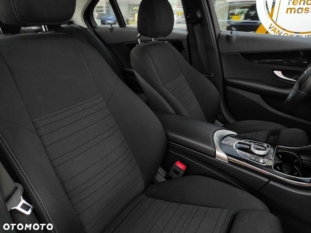Mercedes-Benz Klasa C 160 9G-TRONIC - 19