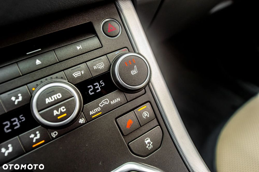 Land Rover Range Rover Evoque Si4 SE Dynamic - 37