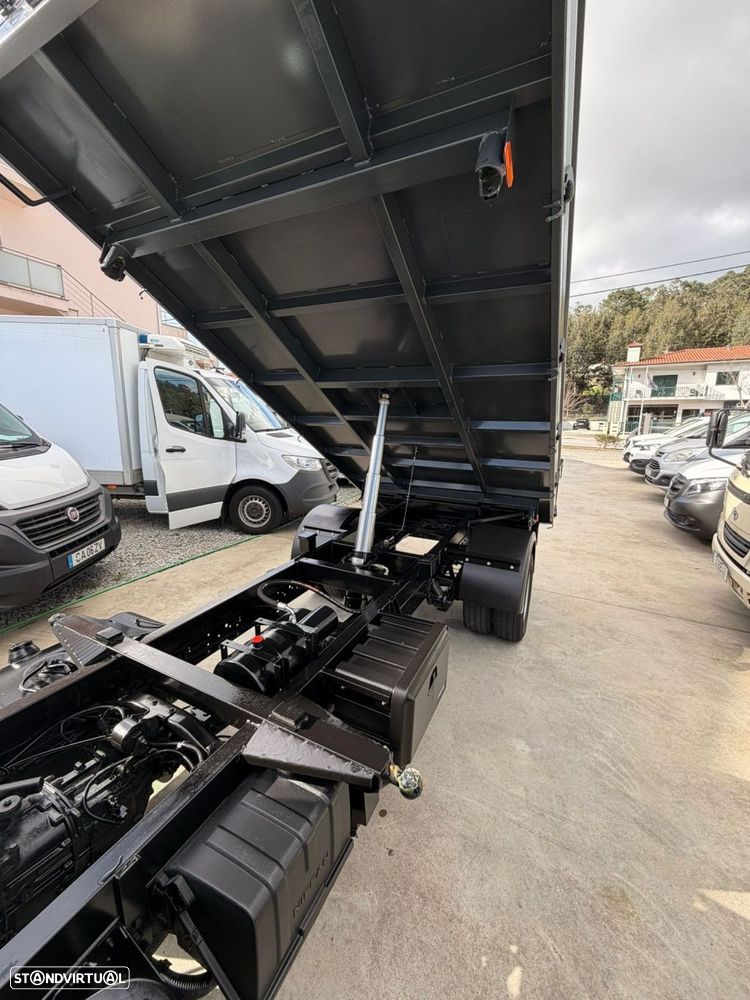 Nissan Cabstar Tri-basculante - 9