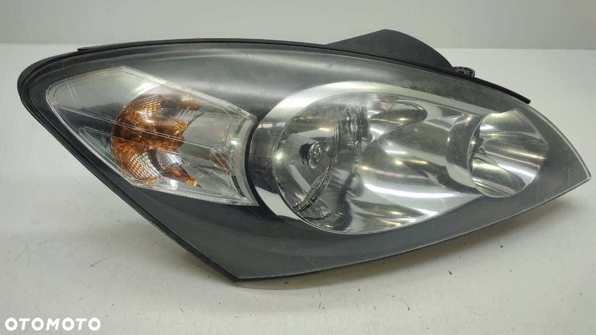 LAMPA PRZÓD PRZEDNIA PRAWA KIA PRO CEED I EUROPA 92102-1H500 - 3