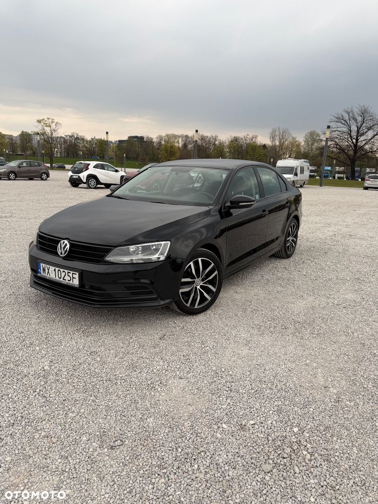 Volkswagen Jetta 2.0 TDI DPF BMT Trendline - 9