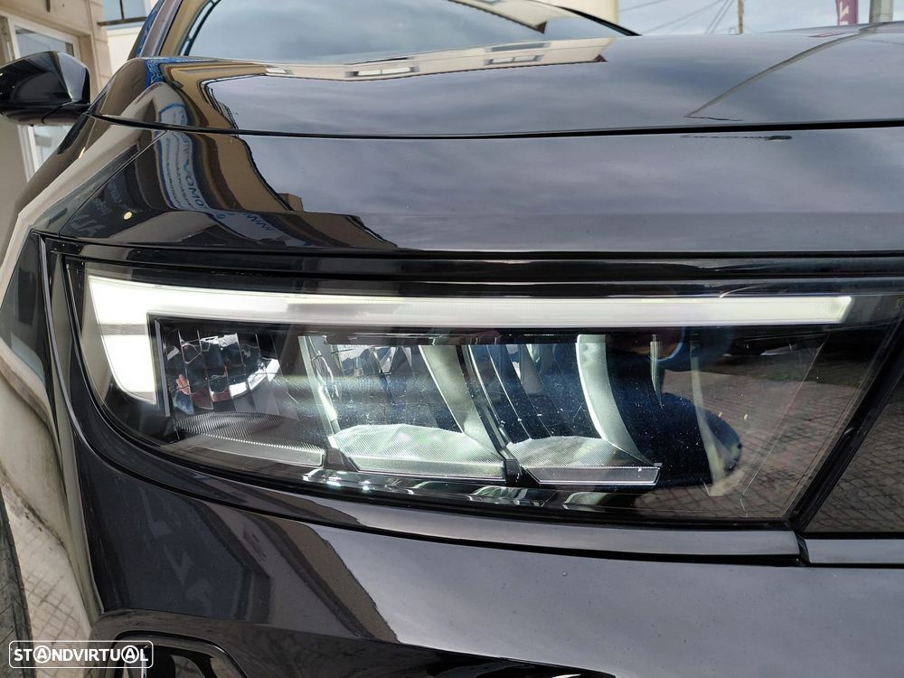 Opel Astra 1.2 T GS Line S/S - 24