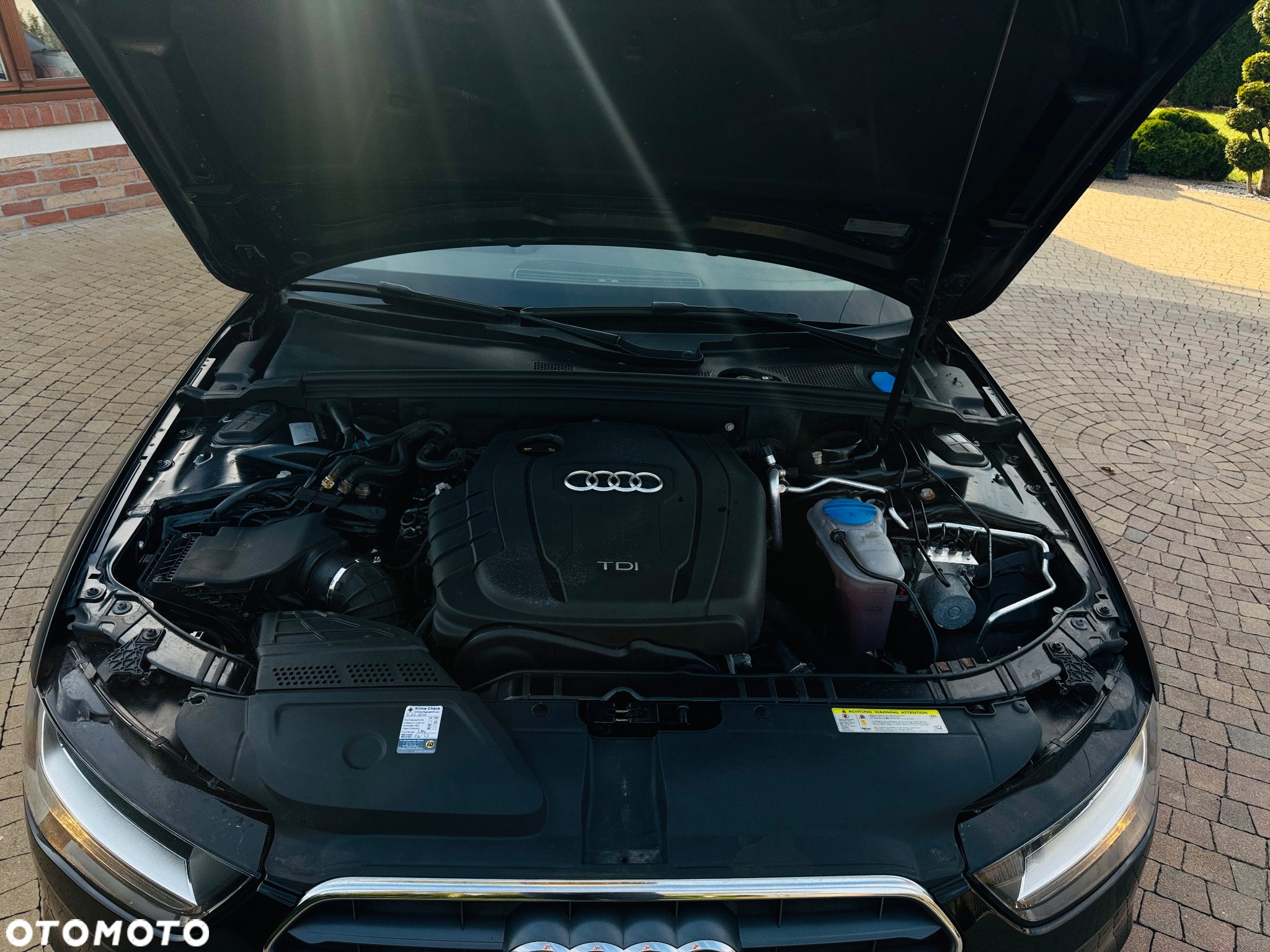 Audi A4 Avant 2.0 TDI DPF multitronic S line Sportpaket - 32