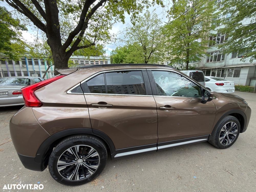Mitsubishi Eclipse-Cross - 3