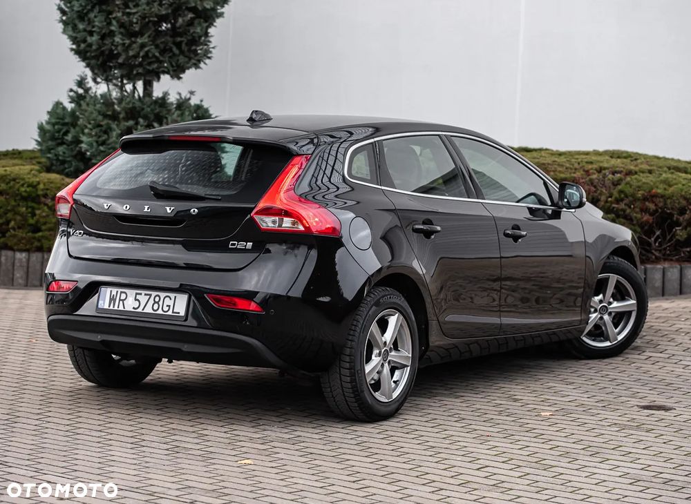 Volvo V40 D2 Inscription - 13