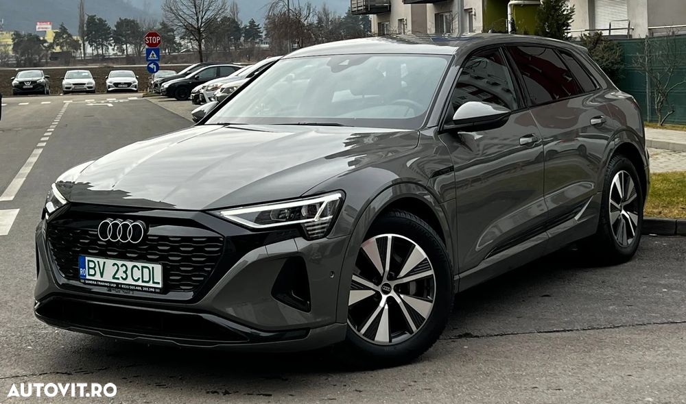 Audi Q8 50 quattro S Line - 14