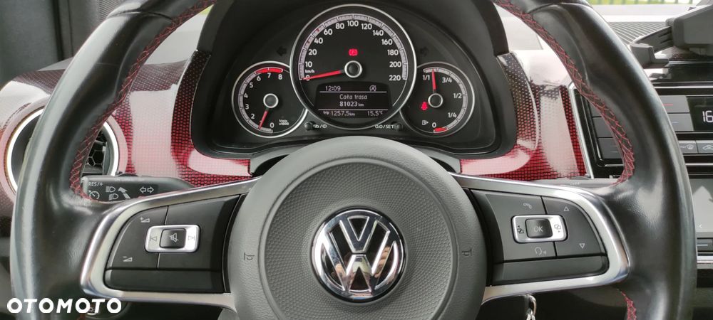 Volkswagen up! 1.0 TSI GTI - 17