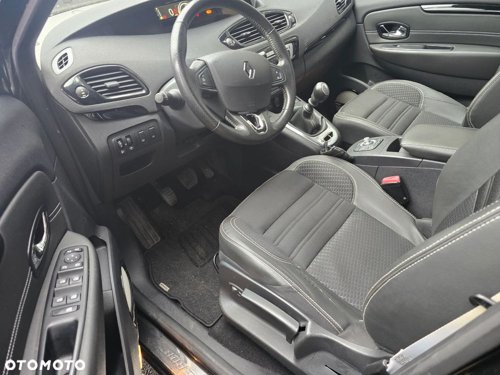 Renault Scenic Energy TCe 130 S&S Xmod Bose Edition - 26