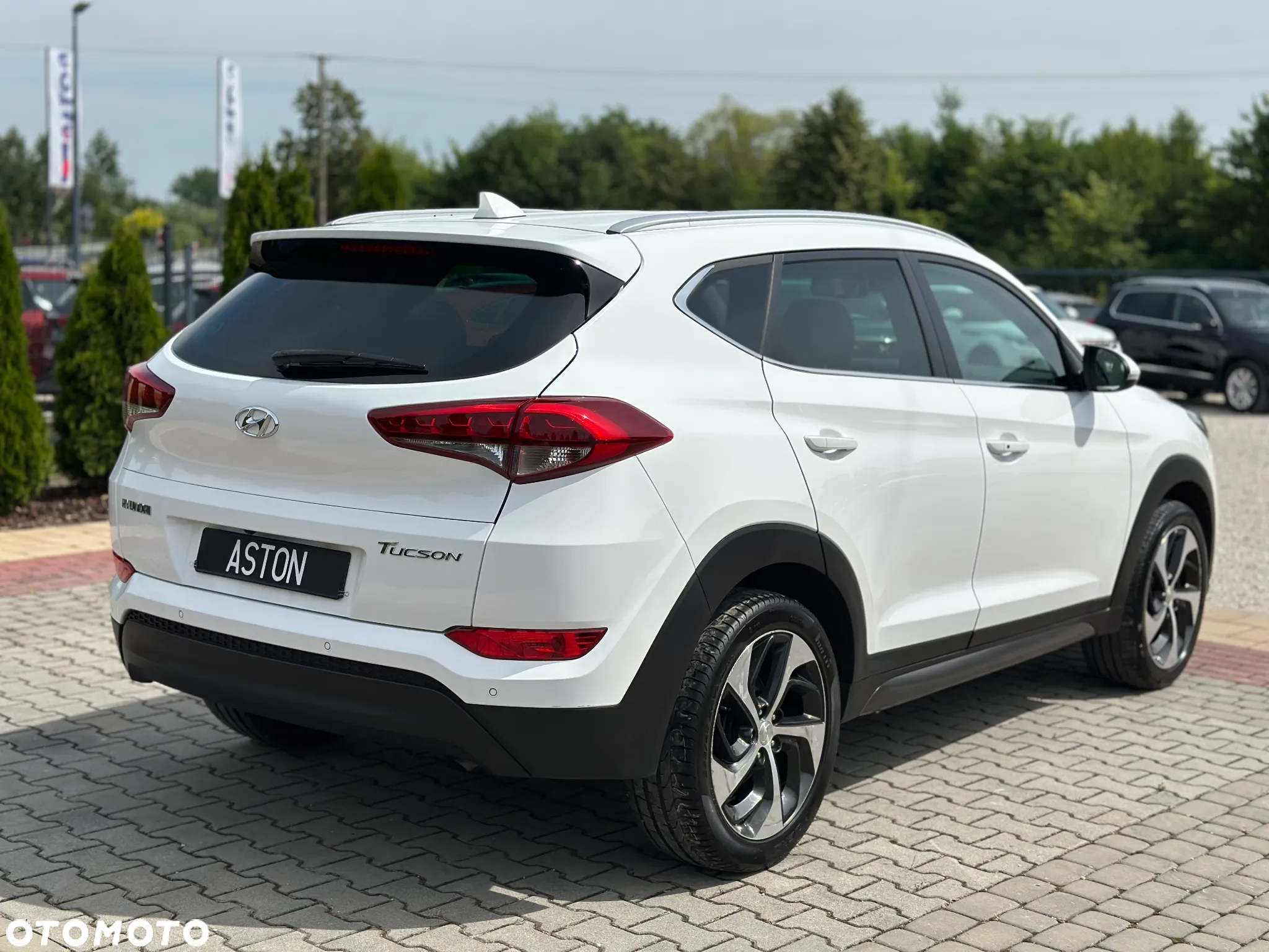 Hyundai Tucson blue 1.7 CRDi 2WD Passion Plus - 8
