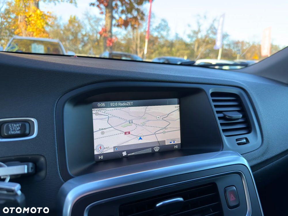 Volvo S60 D3 Momentum - 38