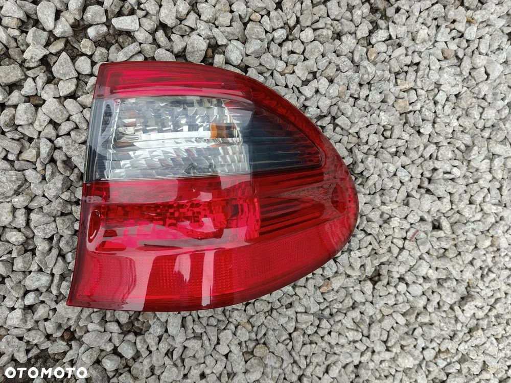 MERCEDES W211 LIft Kombi Lampa Tył Prawa Igła Oryginał 06-09 - 3