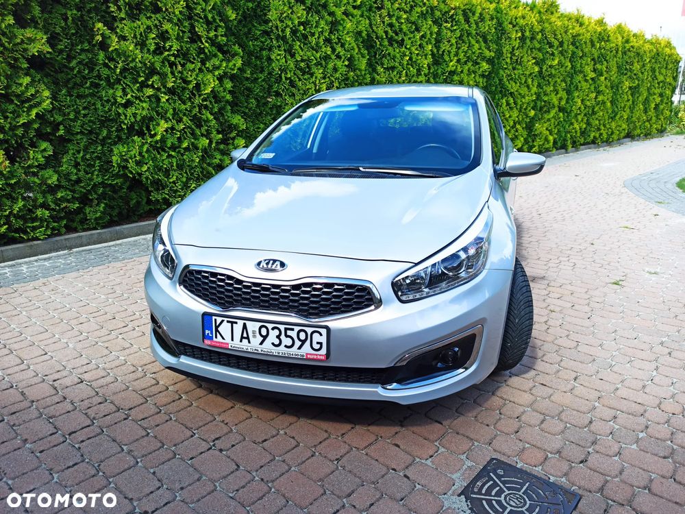 Kia Ceed 1.6 GDI L - 3