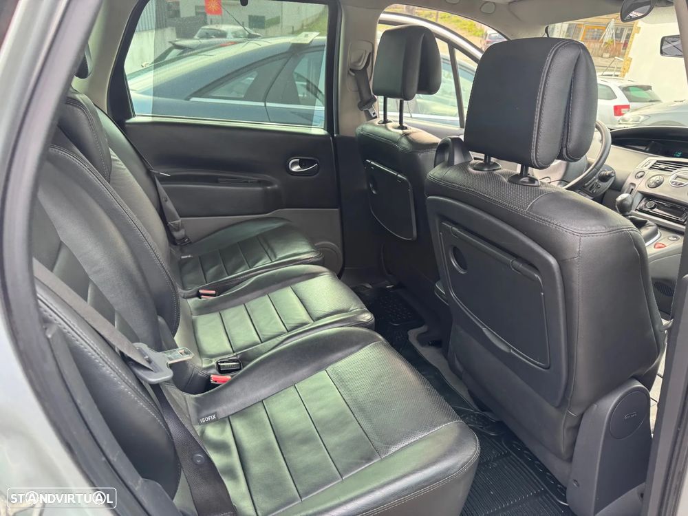 Renault Scénic 1.5 dCi Confort - 21