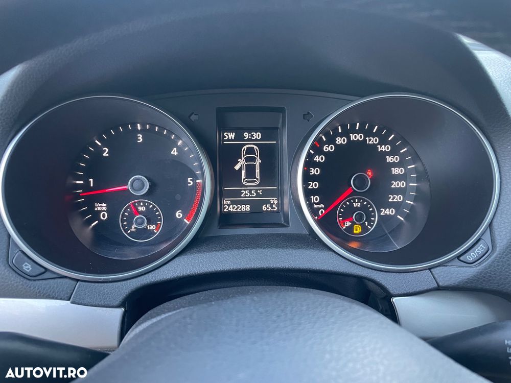 Volkswagen Golf - 19