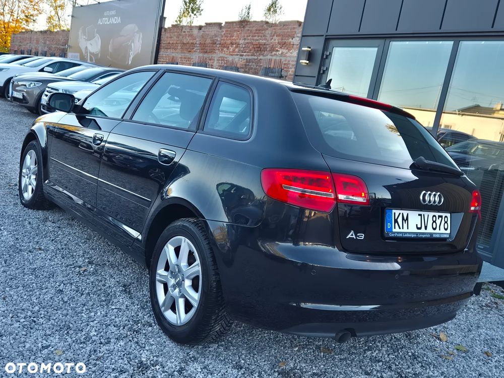 Audi A3 Sportback 1.6 TDI Ambiente - 10