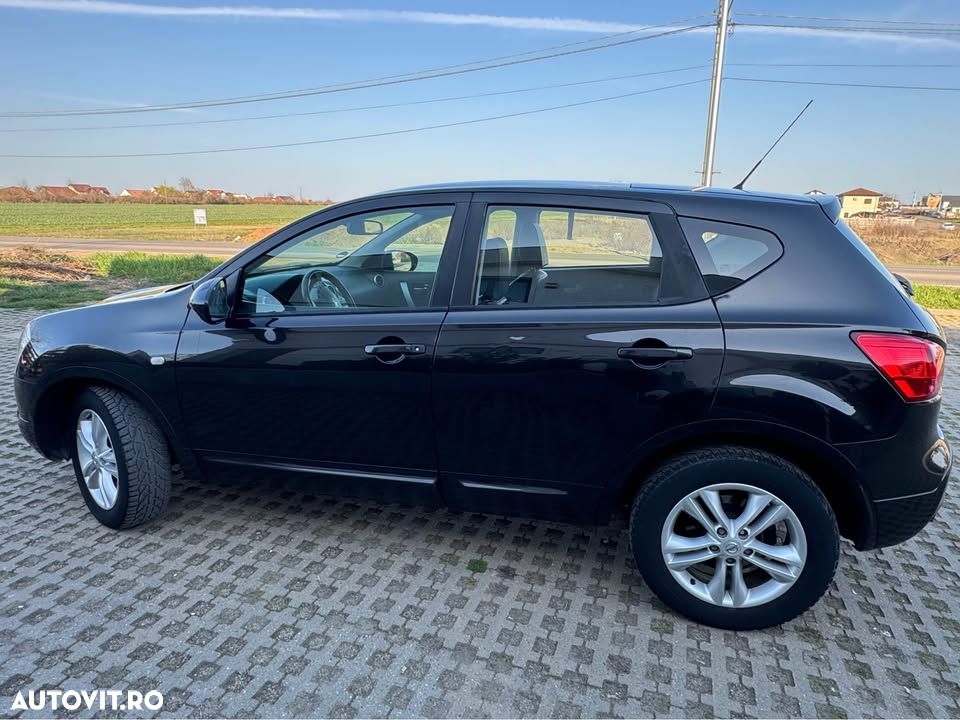 Nissan Qashqai 2.0 DCI 4 x 4 DPF Aut acenta - 5