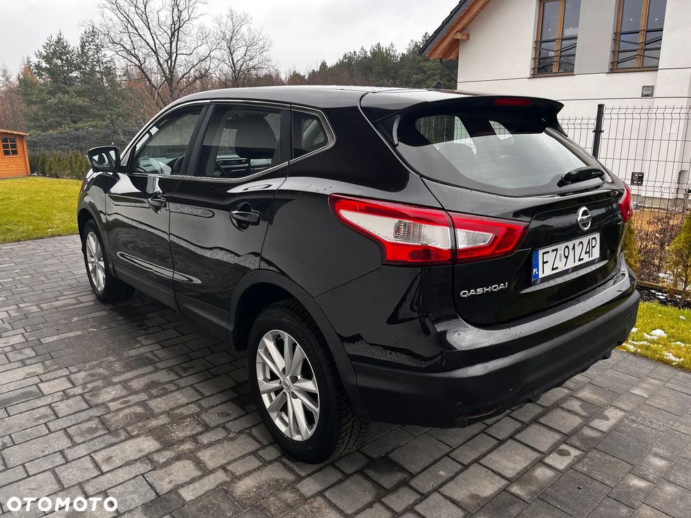 Nissan Qashqai 1.6 DCi Xtronic TEKNA - 3