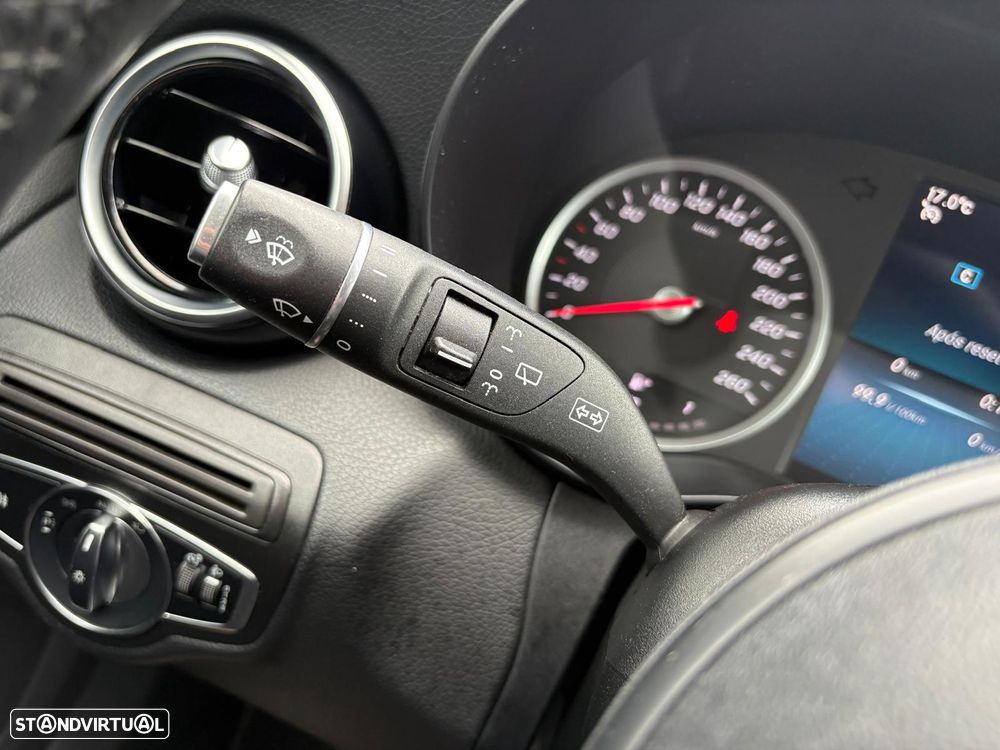 Mercedes-Benz C 180 d - 34