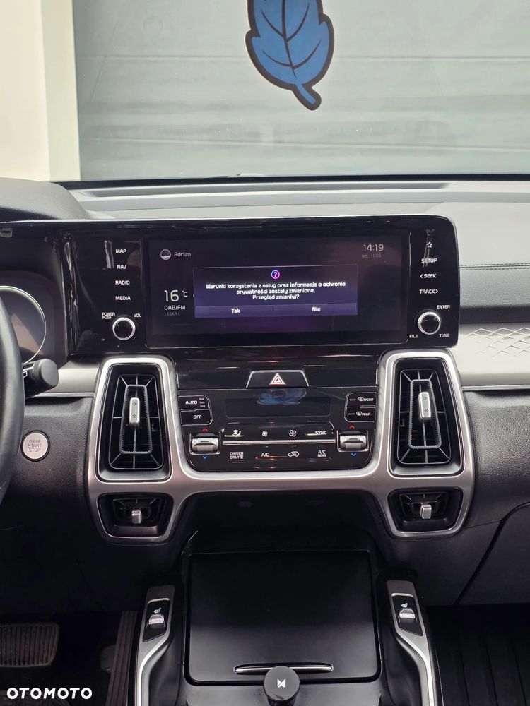 Kia Sorento 1.6 T-GDI HEV L 7os - 15