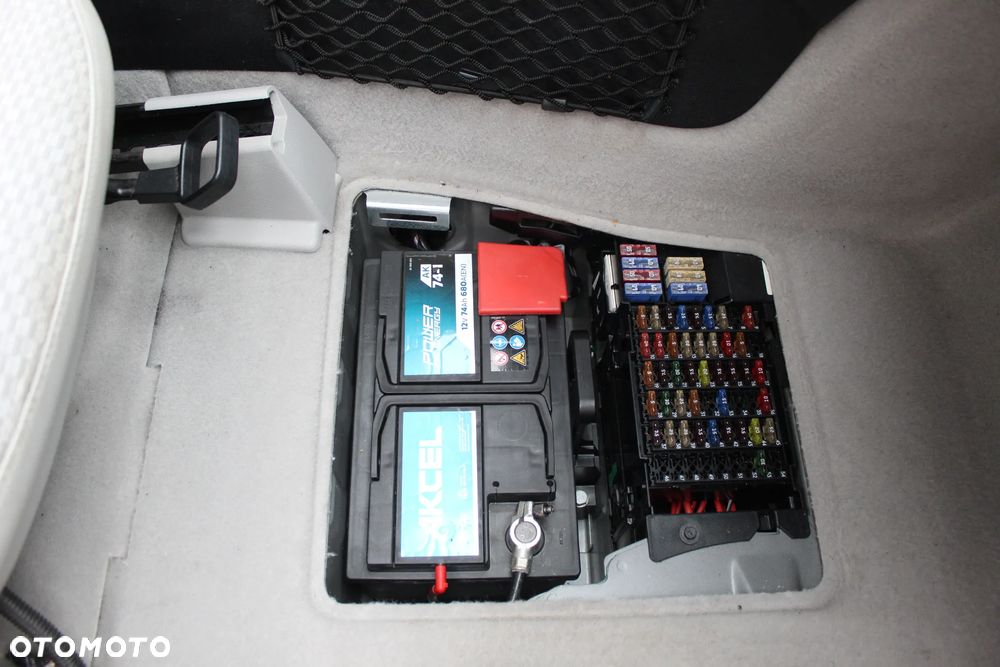 Mercedes-Benz Klasa B 180 CDI Autotronic - 21