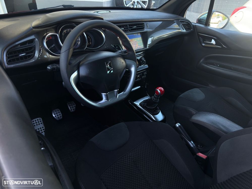 Citroën DS3 1.6 BlueHDi Sport Chic - 4