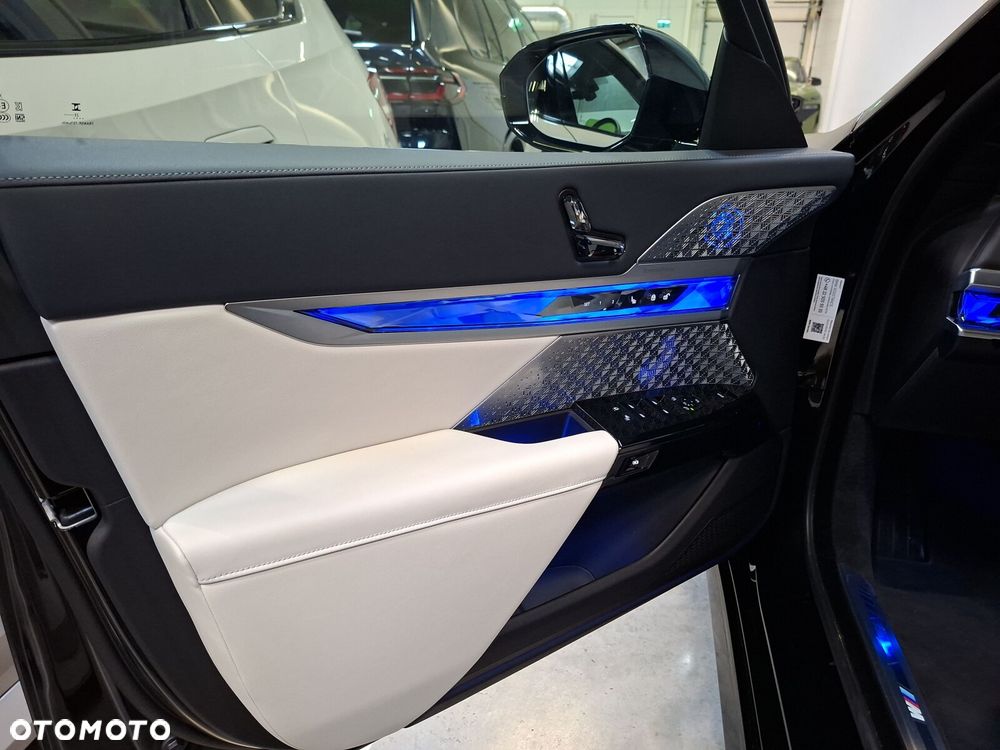 BMW Seria 7 740d xDrive mHEV M Sport sport - 11