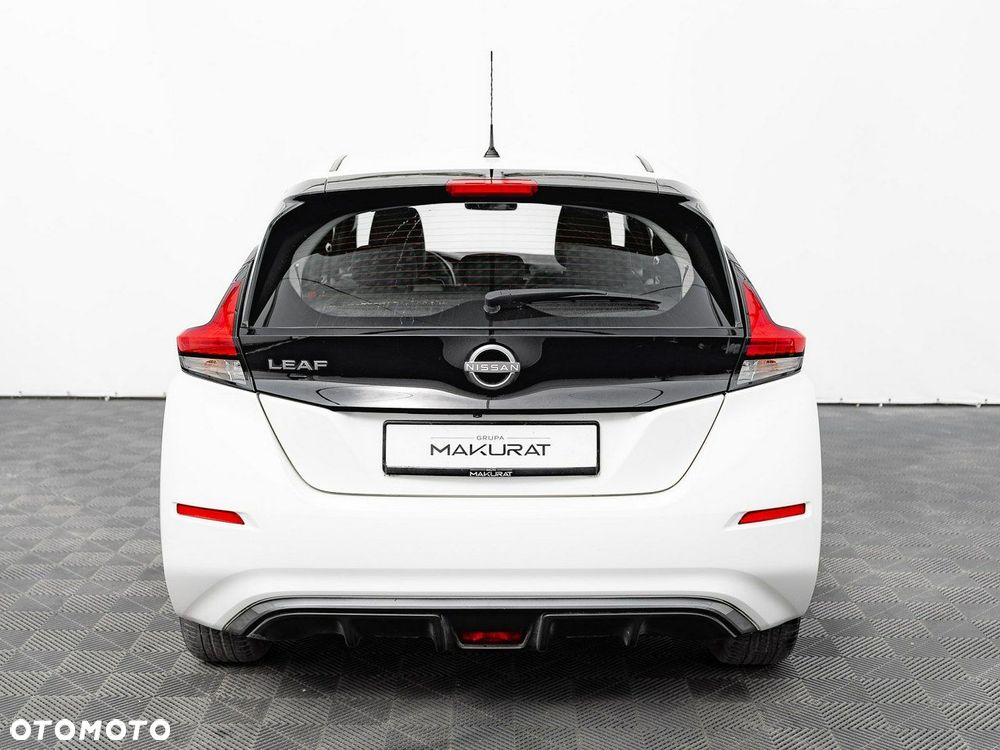 Nissan Leaf - 11