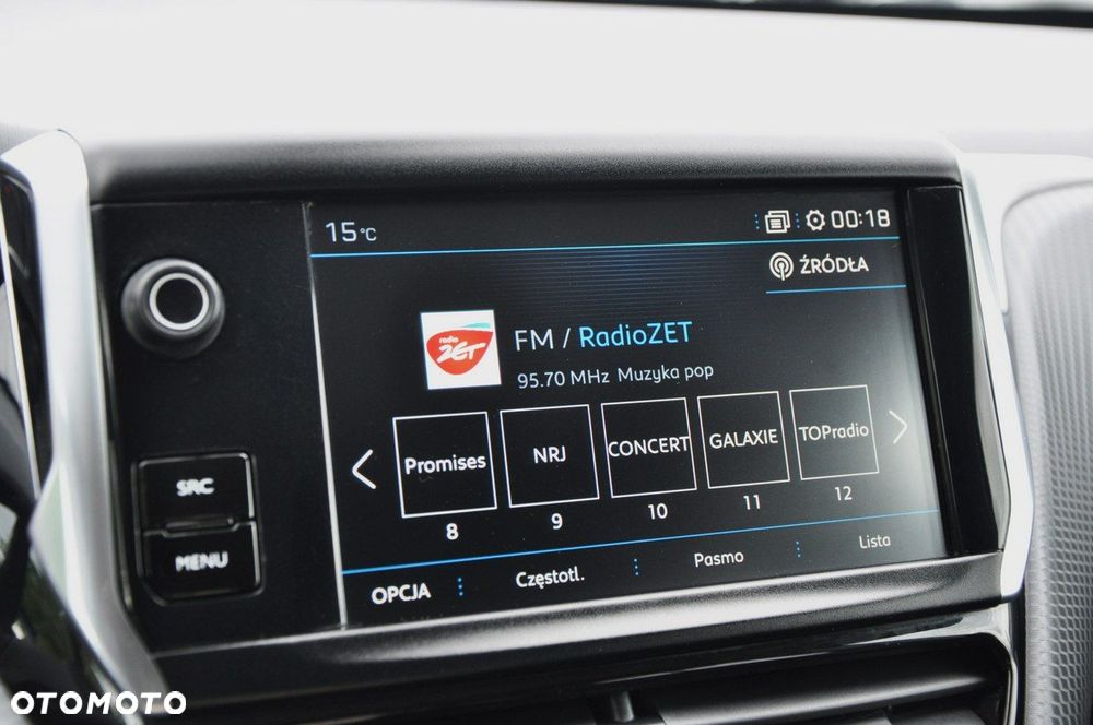 Peugeot 2008 1.2 Pure Tech Style - 18