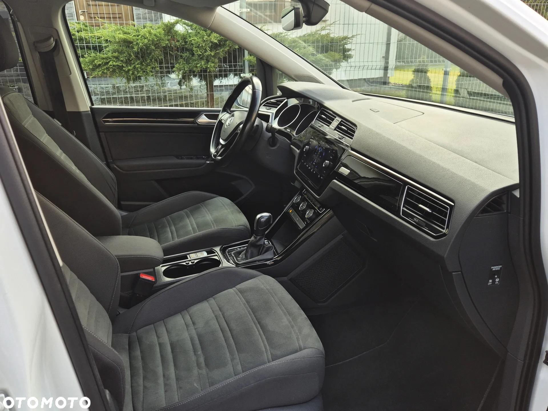 Volkswagen Touran 1.5 TSI EVO Highline DSG - 16
