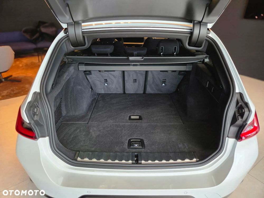 BMW Seria 3 - 26