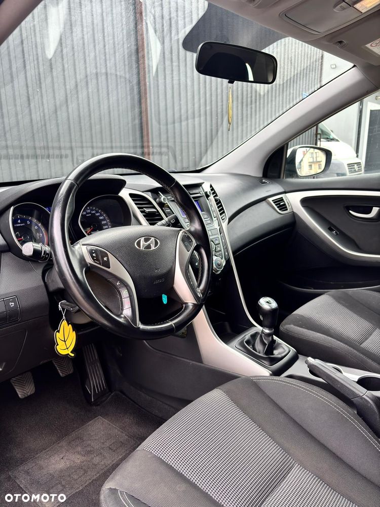 Hyundai i30 1.4 Advantage - 16
