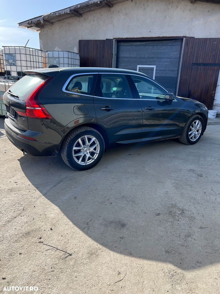 Volvo XC 60 T8 Twin Engine AWD Momentum - 3