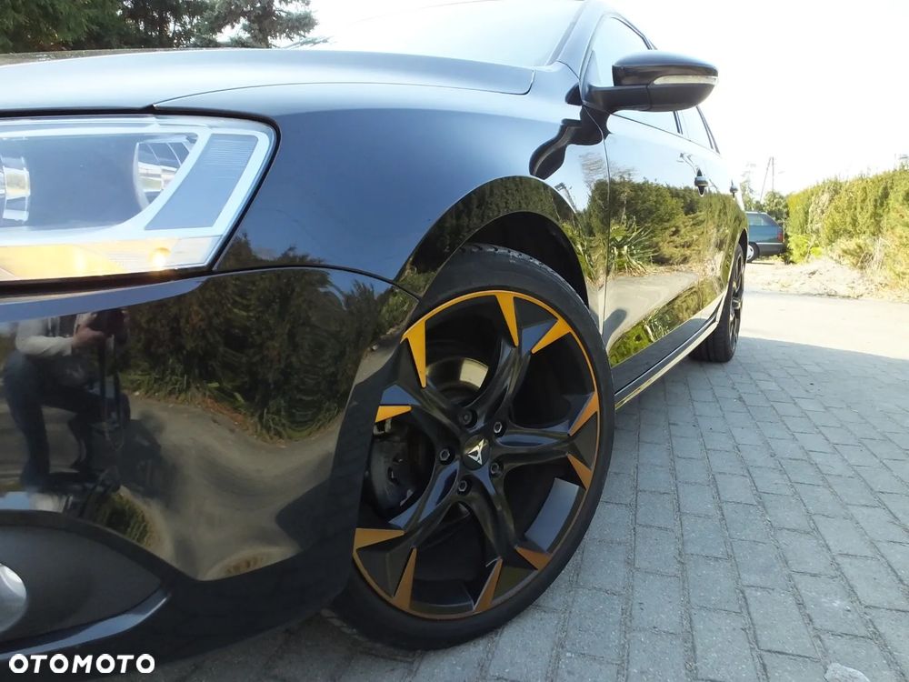 Volkswagen Jetta 1.6 TDI DPF Comfortline - 13