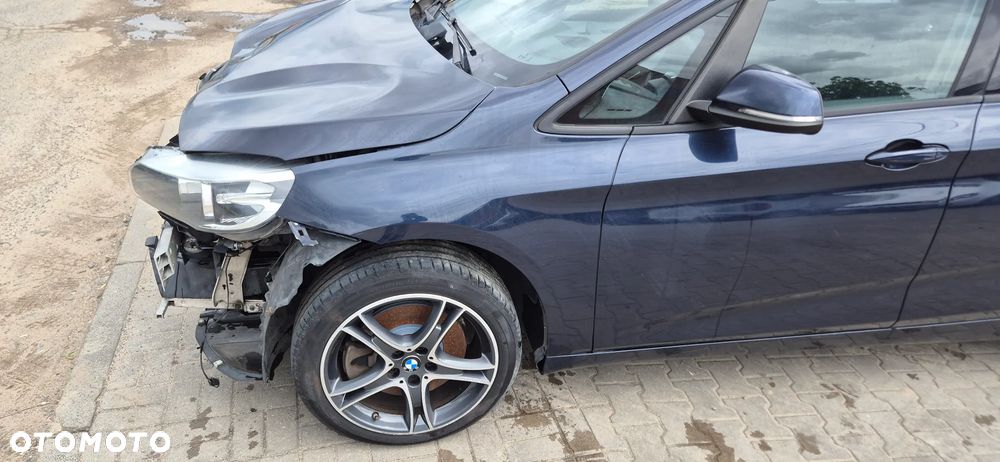 BMW Seria 2 220i Advantage - 8