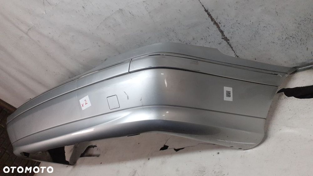 + ZDERZAK TYŁ MERCEDES C KLASA W203 SEDAN 744 SREBRNY - 2
